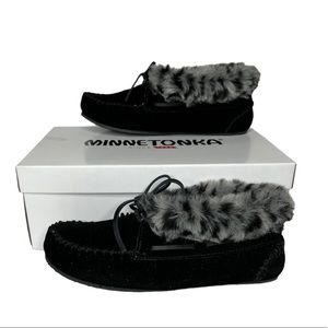 Minnetonka Black and Gray Moccasins